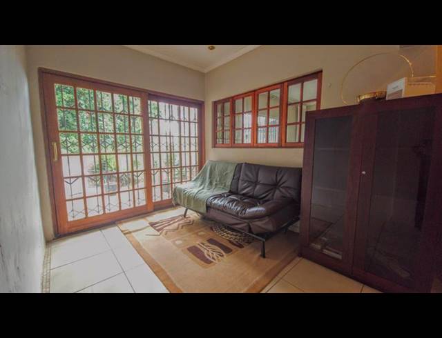 2 BEDROOM TOWNHOUSE FOR SALE IN MORNINGHILL